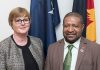 Aust Defence Minister on PNG visit