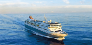 Cruise Ship calls into Wewak: Tourists impressed