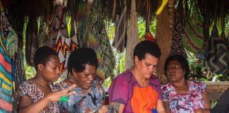 Bilum weaving new futures for women in PNG