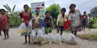 Fish farming families in West Sepik receive support